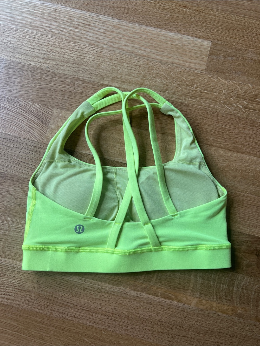 Lululemon highlight yellow energy bra size 2